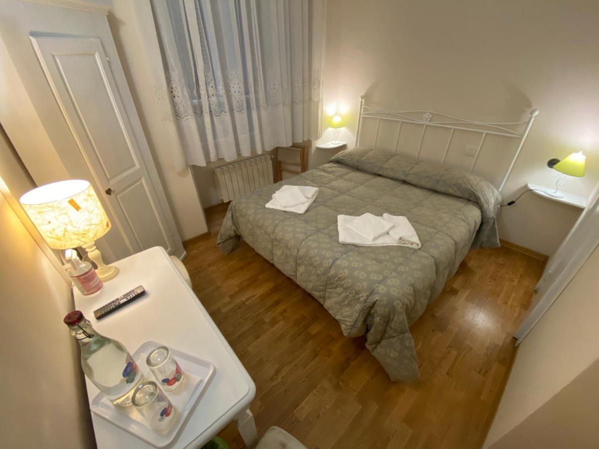 Acomodação com café da manhã  Relais Del Duomo Florença