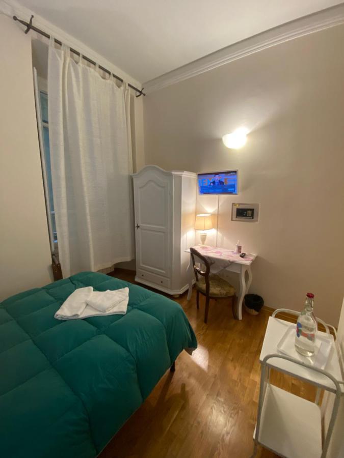 Acomodação com café da manhã  Relais Del Duomo Florença