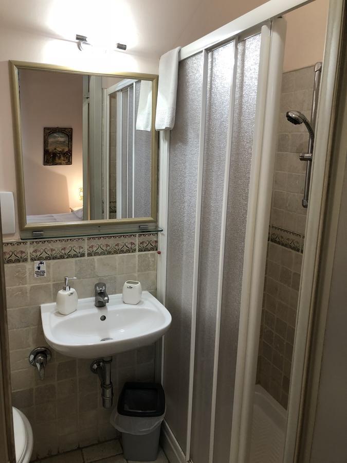 Relais Del Duomo Acomodação com café da manhã  3*